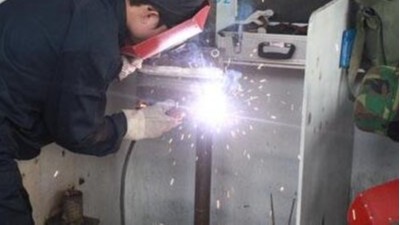 焊接煙氣凈化設備,焊接煙塵凈化,執信環保實力生產廠家。