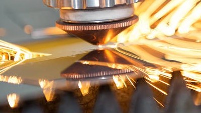 執(zhí)信激光光切割煙霧過(guò)濾器,凈化激光車間煙塵污染,保護(hù)激光工作人員！